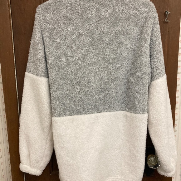 Fleece pullover - Picture 4 of 4